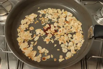 Filete de bacalao con espárragos verdes y almendras : Etapa 1