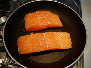 Cómo freír correctamente el salmón : Foto de la etapa1