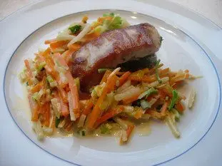 Filete mignon con hierbas y juliana de verduras