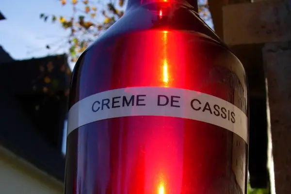 Crema de cassis (grosella negra)