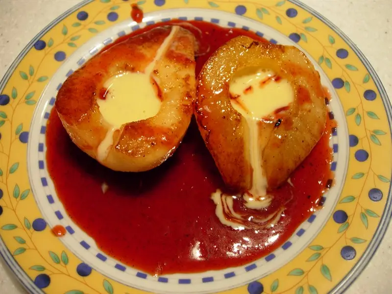 Peras salteadas con vainilla-naranja