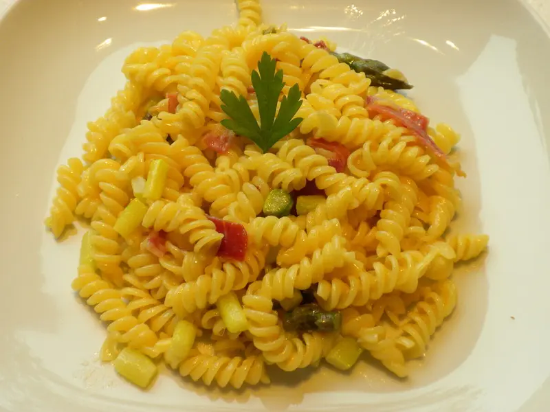 Pasta con espárragos verdes