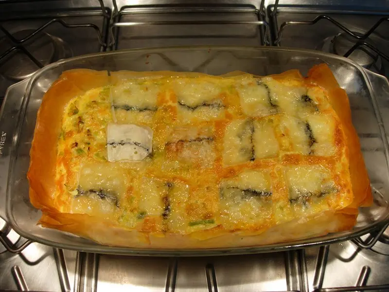 Tarta filo-puerros-queso