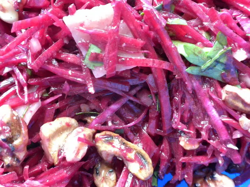 Ensalada de remolacha crocante