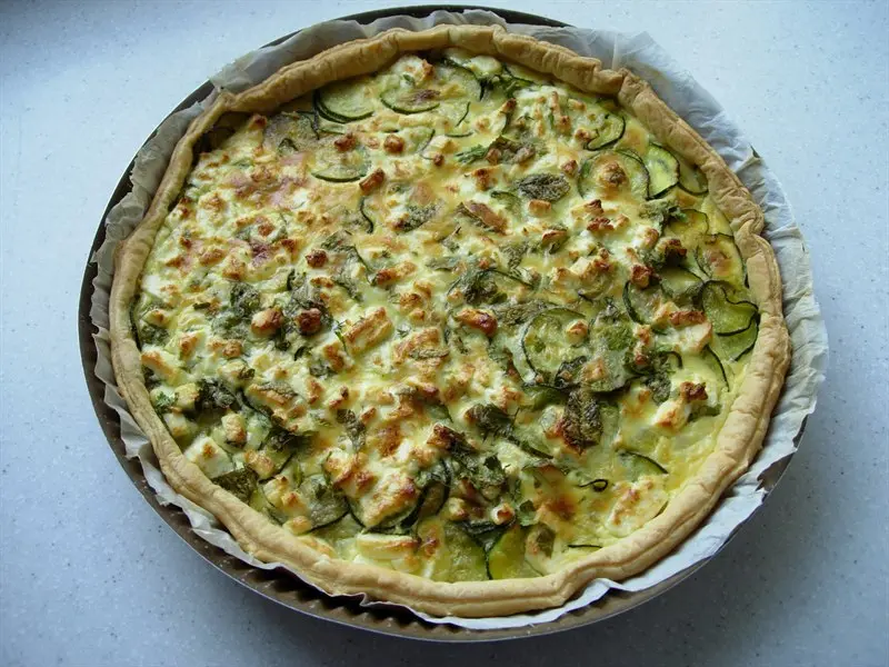 Tarta fina de calabacín y menta