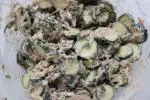 Remoulade de calabacines pequeños con atún