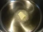 Como evitar que la mantequilla se queme durante la cocción