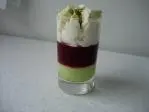 Verrine (vasito) de grosella negra, vainilla y limon verde