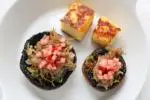 Cabezas de champiñones con rillettes