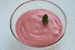 Requesón helado con fresas