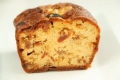 Pastel de chorizo con aceitunas y tomates en conserva