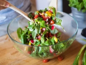 Mezclar la ensalada